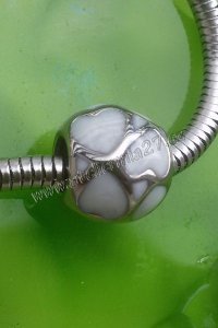 Korálek z chirurgické oceli - Srdce něžností